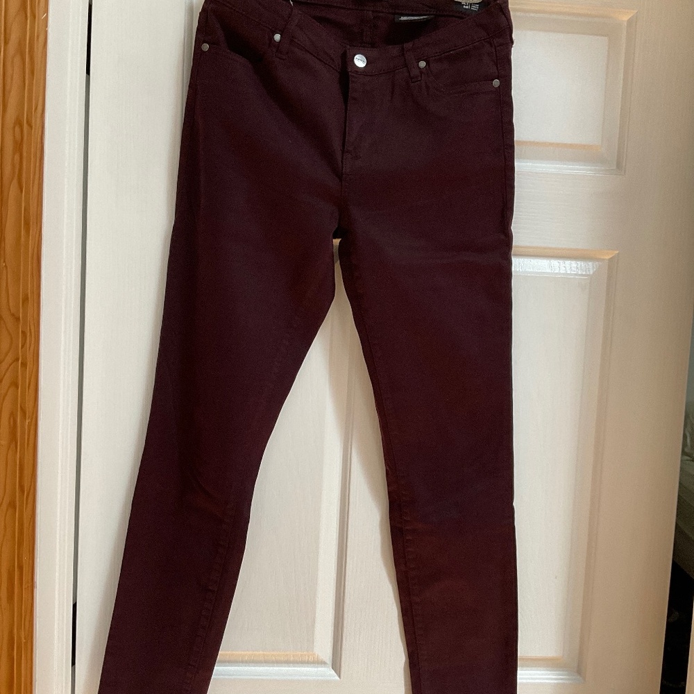 Buffalo midrise stretch, skinny jeans size 8/29